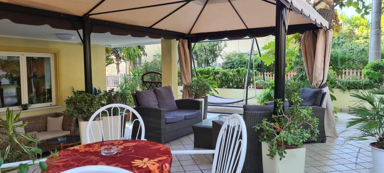 Hotel Beppe Rimini Dış mekan fotoğraf